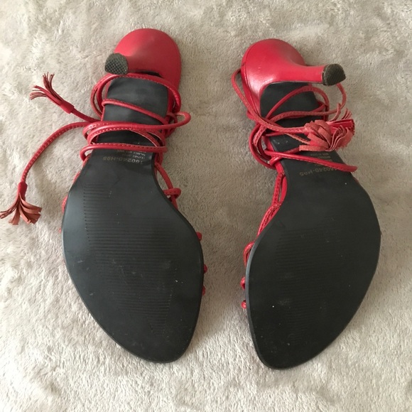 Genuine Leather Wrap Up Sandal Heels Size 7
VGUC - Picture 8 of 10